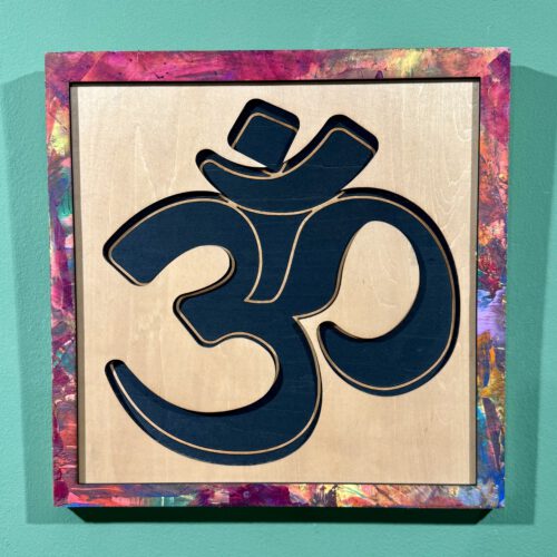 Om Framed